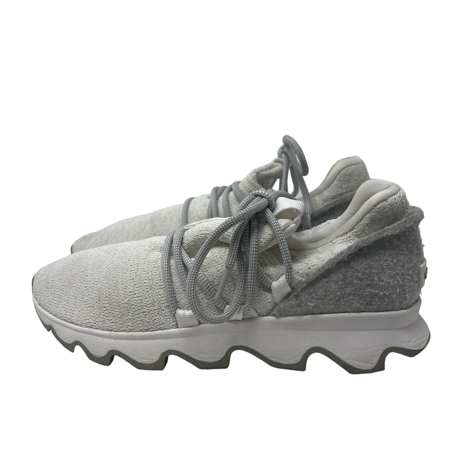 sorel kinetic knit lace up low top comfort shoes