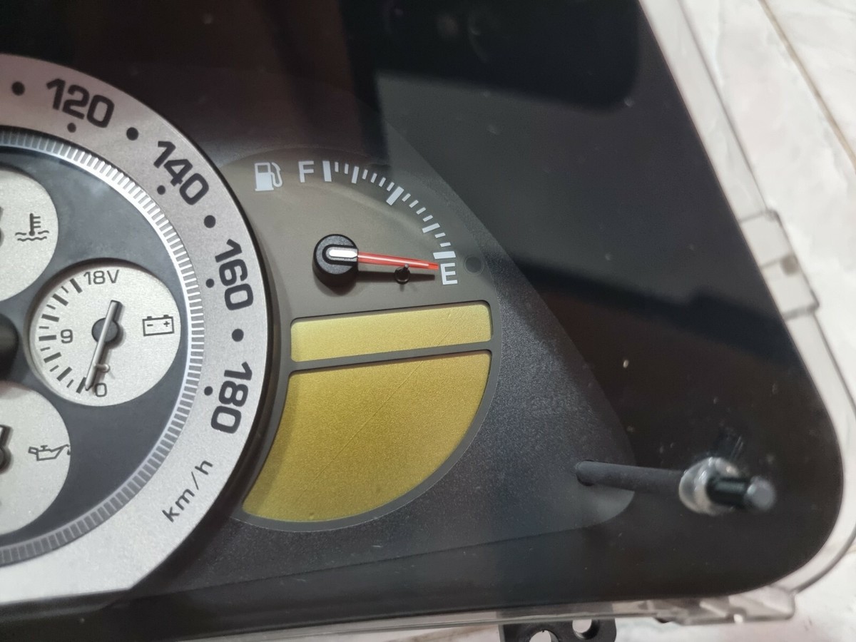 Toyota Altezza IS300 SXE10 98-05 180 Speed Cluster Speedometer oem