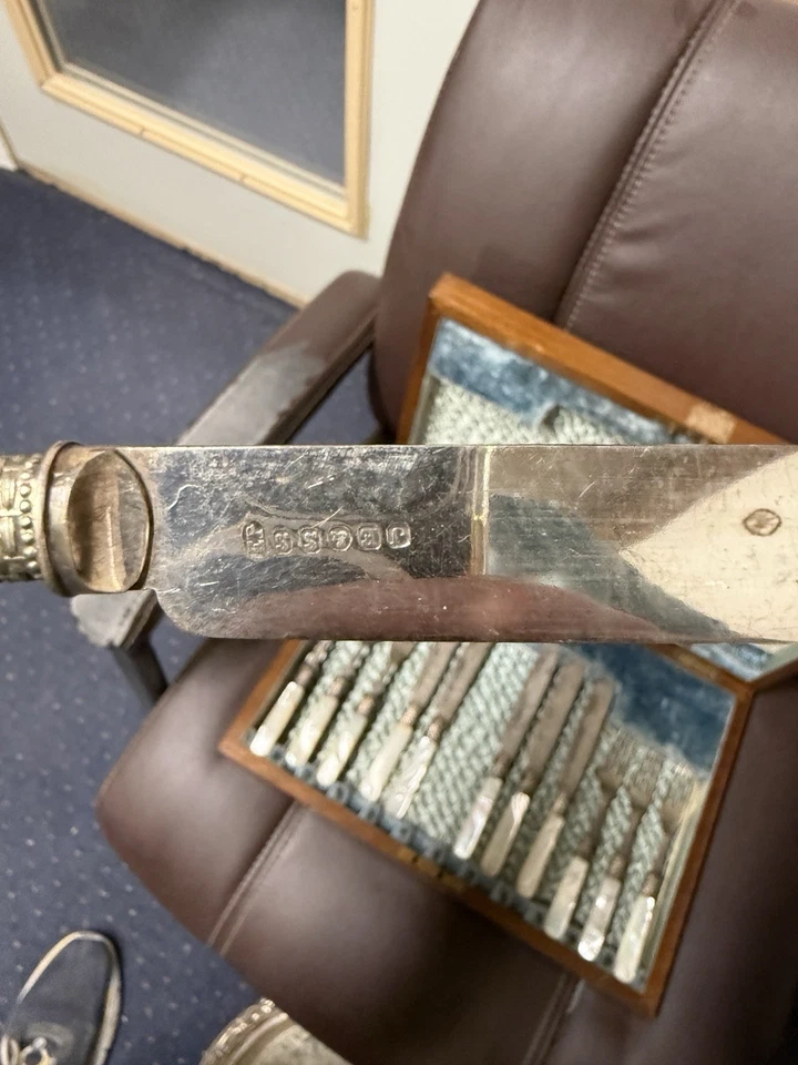 Cuchillos cubiertos plato de plata con mango de madreperla tenedores de postre de frutas - Juego 11 Foto 3 de 4