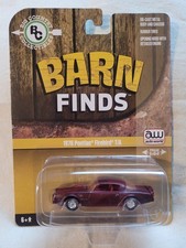 Auto World Big Country Collectibles Barn Finds 1976 Pontiac Firebird Ultra Red 