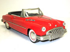 Voiture 1950s BUICK CONVERTIBLE Tin, Friction Powered Toy Car, Red w/ Black Int. — photo 8