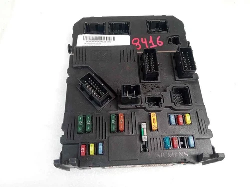 S118085220E Caja Reles/Fusibles para CITROEN XSARA PICASSO 1999 525188 - Imagen 1 de 10