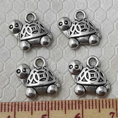 20 pcs Vintage Silver Zinc Alloy Metal Tortoise Charm Pendant Jewelry 26x19 MM 20 pcs Vintage Silver Zinc Alloy Metal Tortoise Charm Pendant Jewelry 26x19 MM