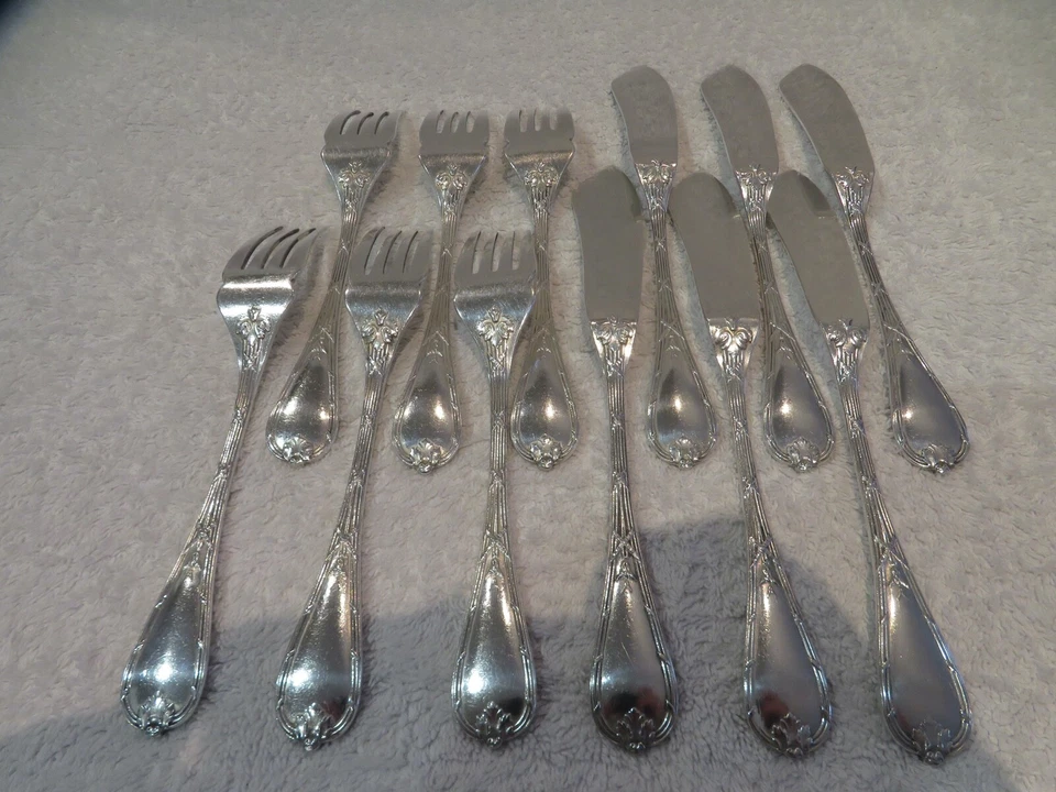 1900 Juego de cubiertos de pescado francés plateado 12p Christofle Revolution LXVI Foto 2 de 4