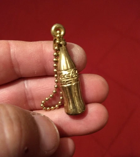 Vintage Coca Cola Coke Metal Soda Bottle Advertising Keychain Used Collectible