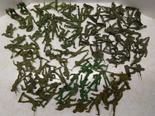 Awesome 94 Vintage 5 Types of Green Army Men Plastic Figures Toys  No China