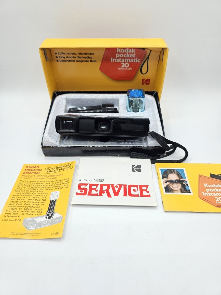 Vintage 1970s KODAK Pocket Instamatic 20 Camera In Original Box Vintage 1970s KODAK Pocket Instamatic 20 Camera In Original Box