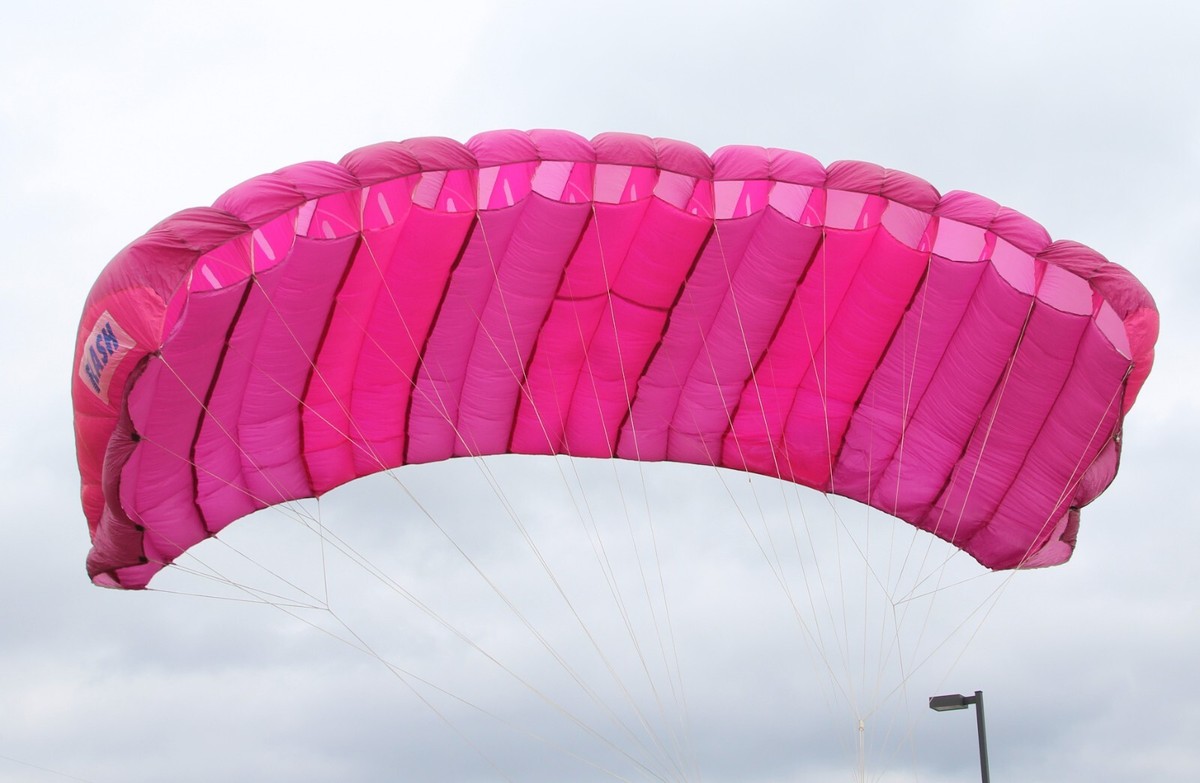 Flash 150 skydiving parachute main canopy - 9 cell