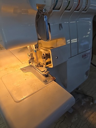 Singer Ultralock Serger Differential Feed Overlocker Model14U454B Foot Pedal - Picture 4 of 12