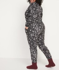 NWT Women's 2-Piece Set Micro Fleece Pajama set Top and Bottom size Large Gray