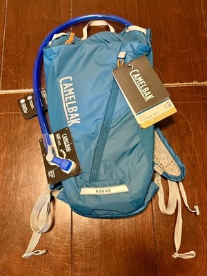 Camelbak Rogue Light 7 2L Reservoir 70 Oz Teal Blue NWT