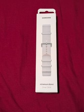 NEW Samsung Galaxy Watch7 Athleisure Band One Click Silver M/L
