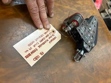 HARKEN 76MM MIDRANGE FIDDLE BLOCK W/ CAM CLEAT LIVE 14MM SWIVEL LOCKING HEAD