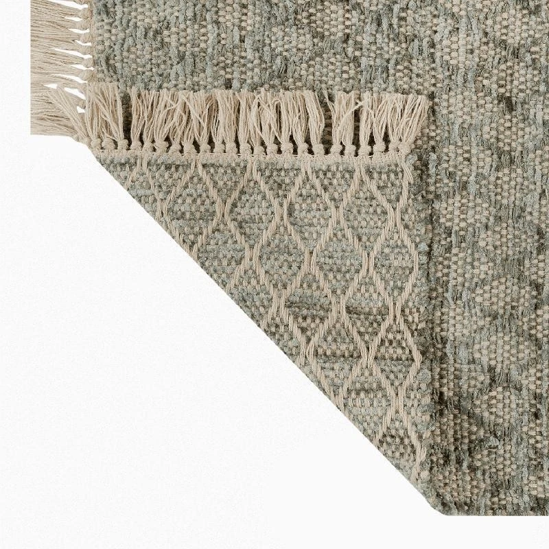 Hand Loomed 24x36 Indoor Accent Rug W/ Diamond Pattern Natural Fibers Fringed US - Image 3 of 4