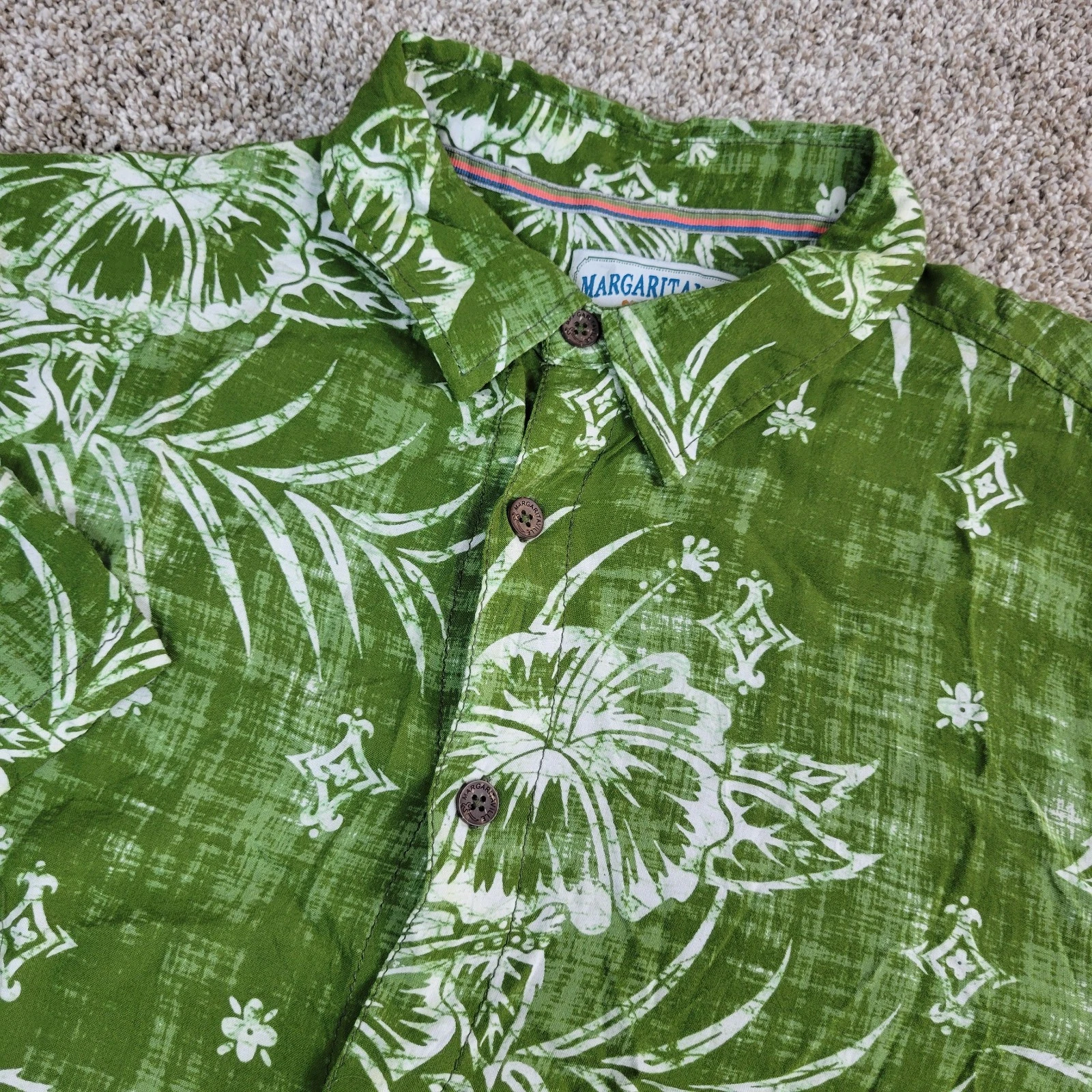 Margartiaville Mens Large Green AOP Floral Button Up Short Sleeve 100% Rayon