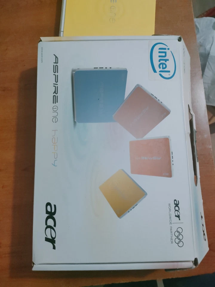 Netbook Acer Aspire One+Asus Eeepc - Immagine 2 di 4