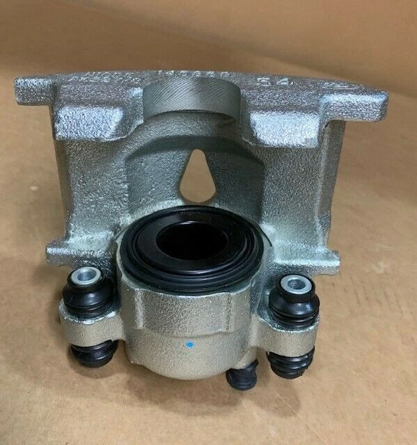 Carcasa Ford E-350 Super Duty E-150 2005-2006 6C2Z2552AB - NUEVO OEM Foto 3 de 4