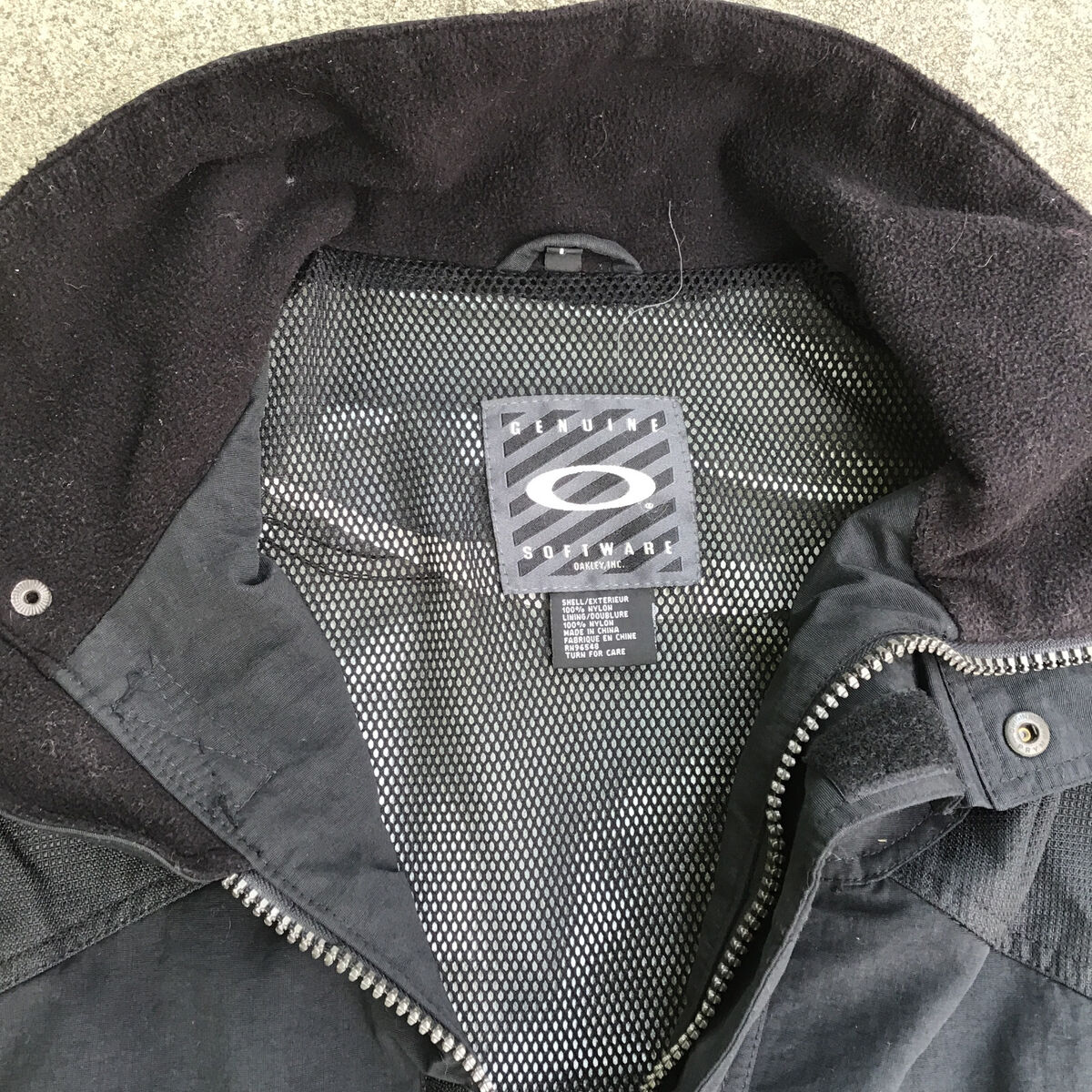 Vintage Oakley Software Black Ski Snow Jacket Size Large Men Vintage Oakley Software Black Ski Snow Jacket Size Large Men