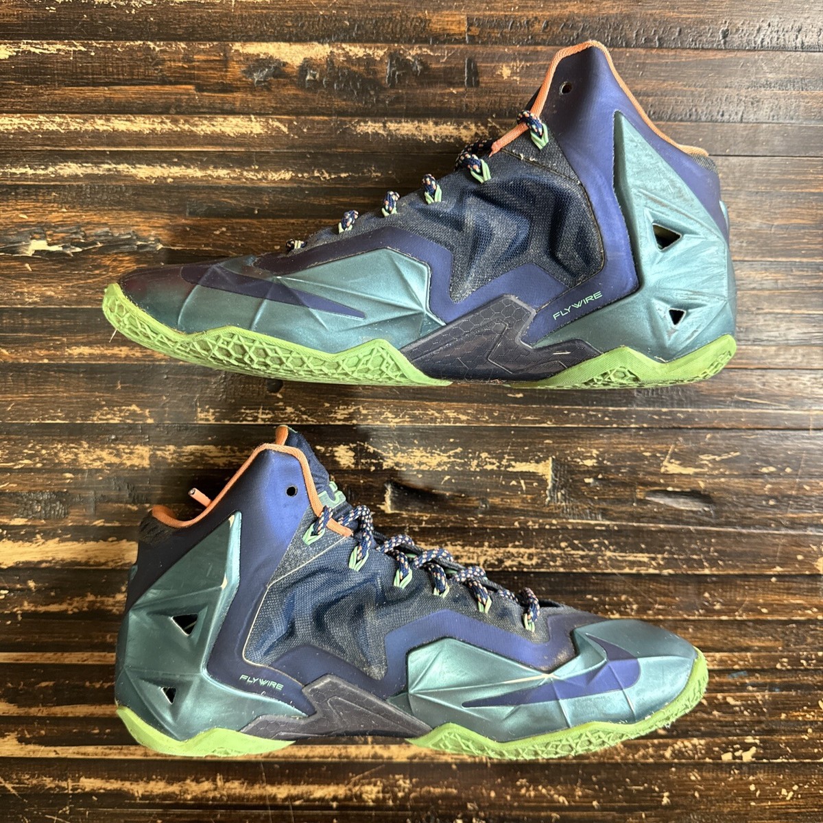 mizuque NIKE LEBRON Ⅺ PREMIUM 27cm Nike Lebron James XI Size 9 Akron Vs Miami Basketball Shoes 616175
