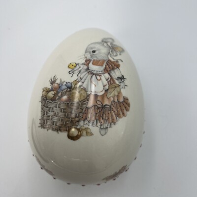 Vintage large Porcelain Ceramic Egg Trinket Jewelry Box Rabbit w/basket Eastern 