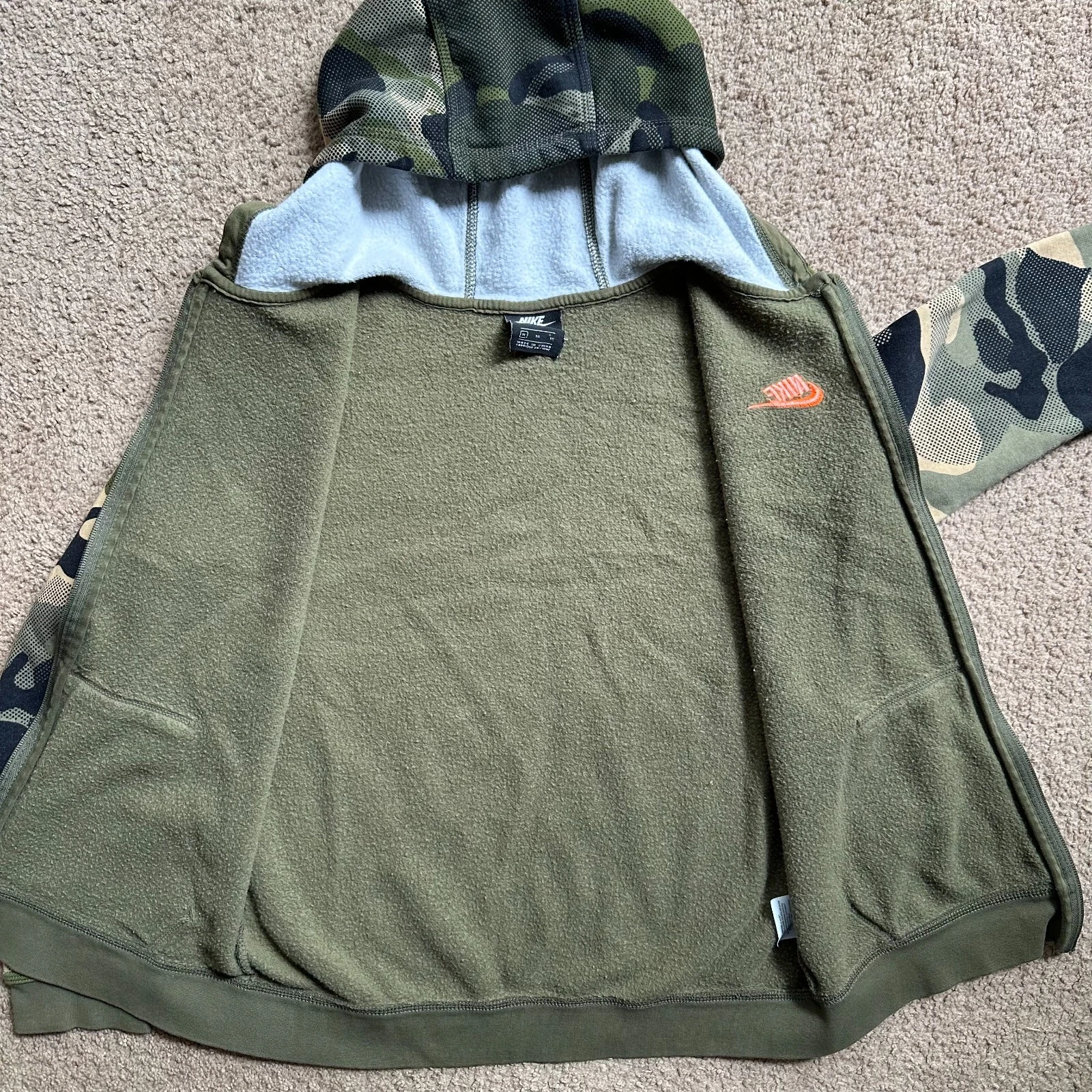 VETEMENTS Felpa Nike ragazzo XL felpa con cappuccio zip intera Spellout verde mimetica manica lunga