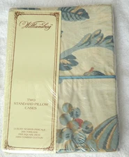 2 Vintage Crown Crafts Williamsburg Virginia Standard Pillow Cases NEW Cotton