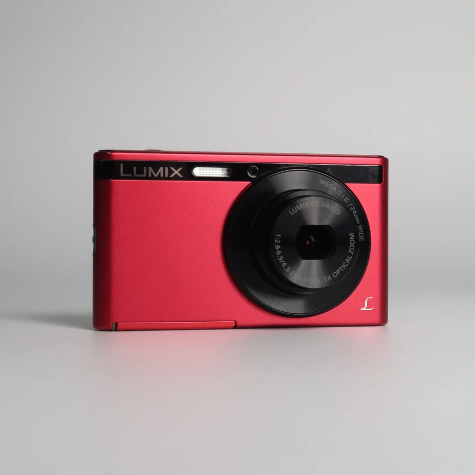 Panasonic LUMIX DMC-XS1 Digitale Fotocamera Red 16.1 Mp, Case, SD Card