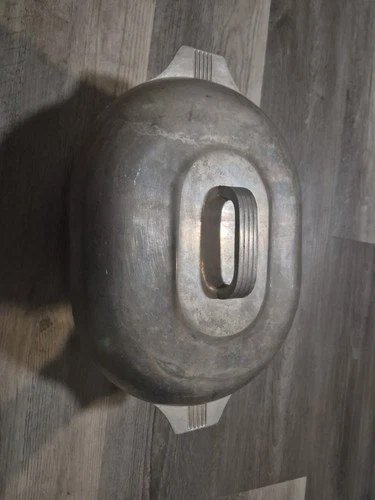 Vintage Wagner Ware Magnelite GHC Aluminum Roaster Dutch Oven