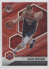 2020-21 Panini Mosaic Mosaic Red Wave Prizm Davis Bertans #10 0q0m