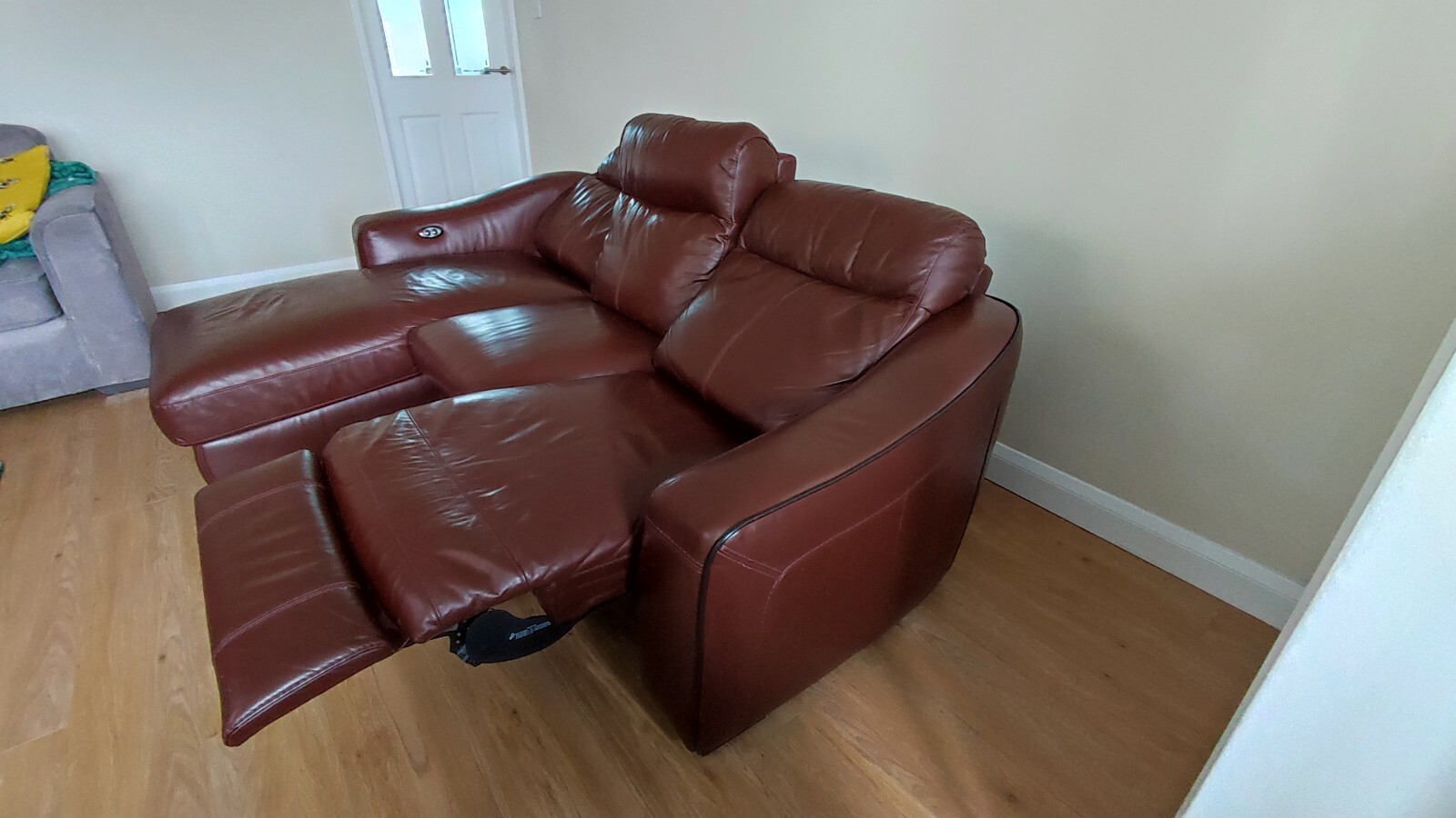 3 Seater Leather Sofa, Furniture Village Cressida Chaise Power Recliner