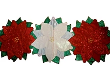 Poinsettia White & Red Table Runner 13" x 34" EUC (SU4A)