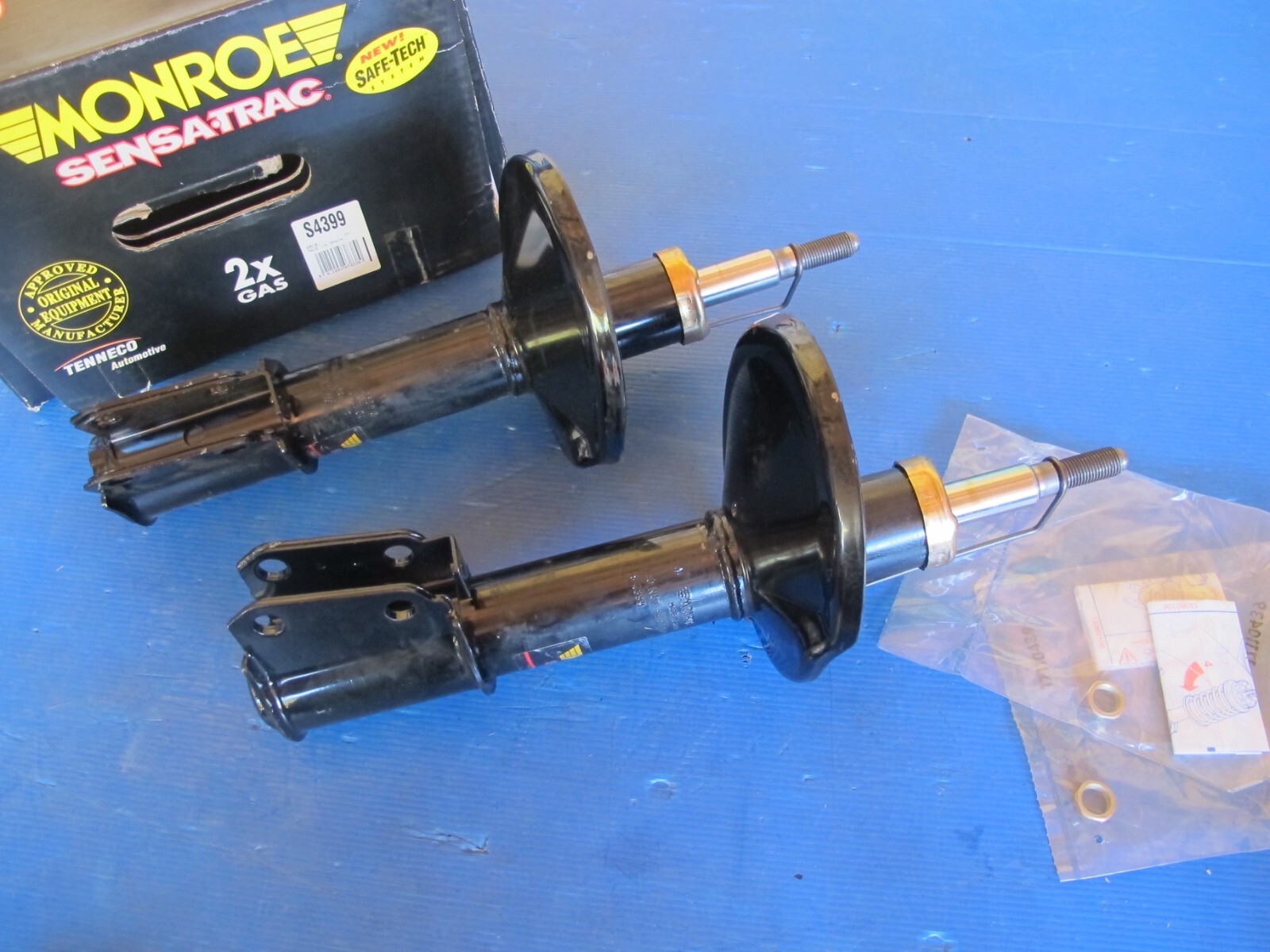 Amortisseur avant Renault Twingo 1 1.2 essence kit suspension gaz avant