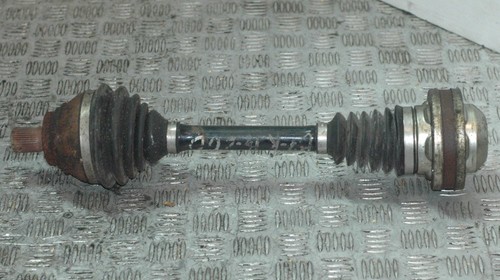 SKODA YETI 5L 2.0 TDI Antriebswelle vorne links 1K0407271EE 103kw 2011