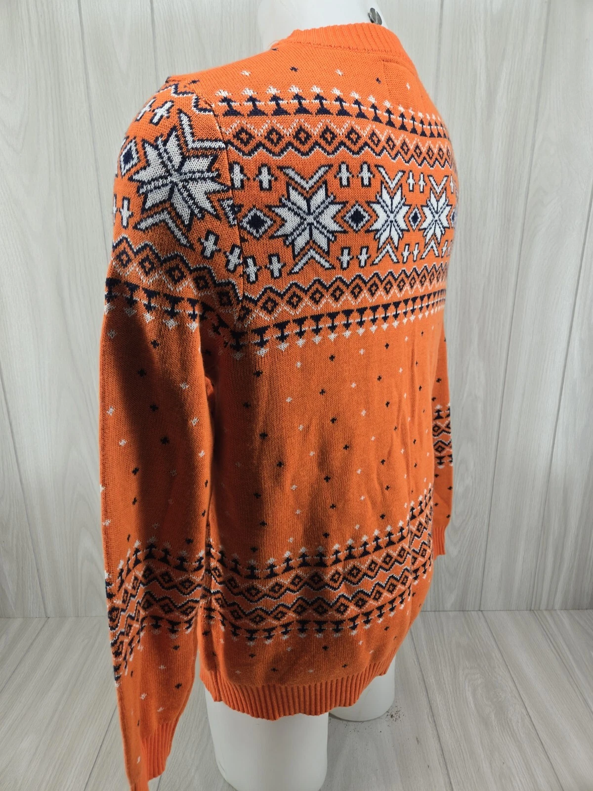 Auburn Tigers UA Christmas Holiday Sweater Size Large Campus Specialties