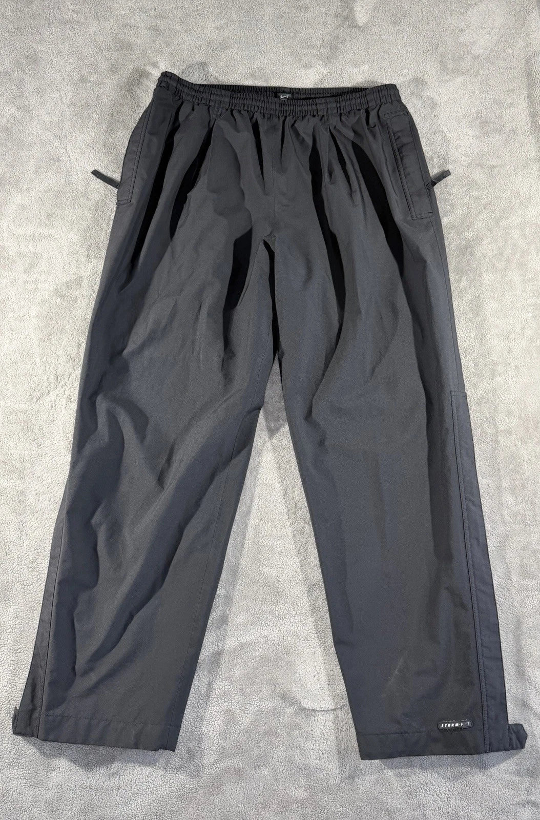 Nike StormFIT Men’s Black Performance Windbreaker Waterproof Joggers/Pants, XL