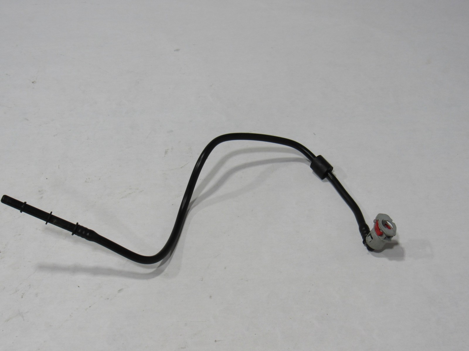 14-20 BMW I8 2015 Fuel Feed Hose Pipe Line Tube :M