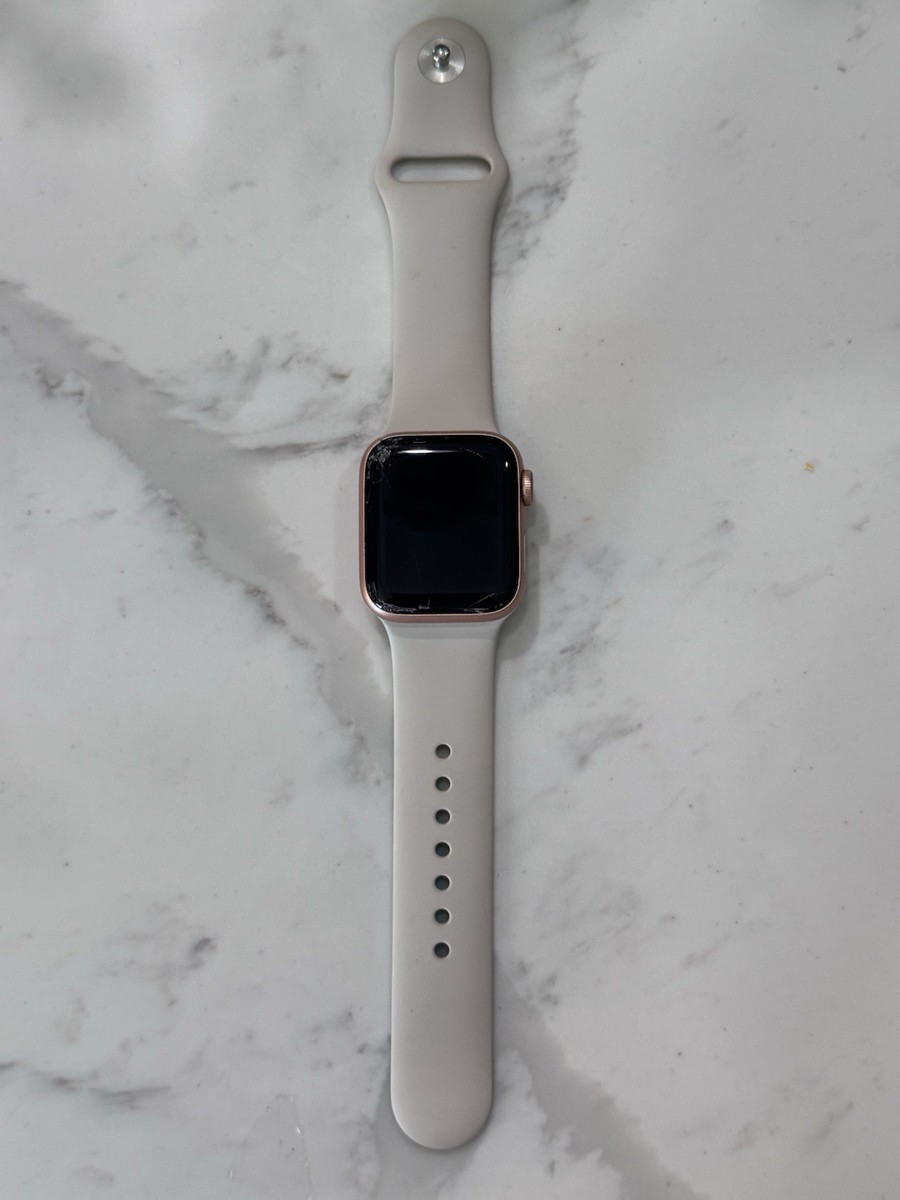 Apple Watch SE (1st Generation) 40mm A2351 - Cracked Glass Face