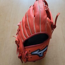 Mizuno ball Glove Orange