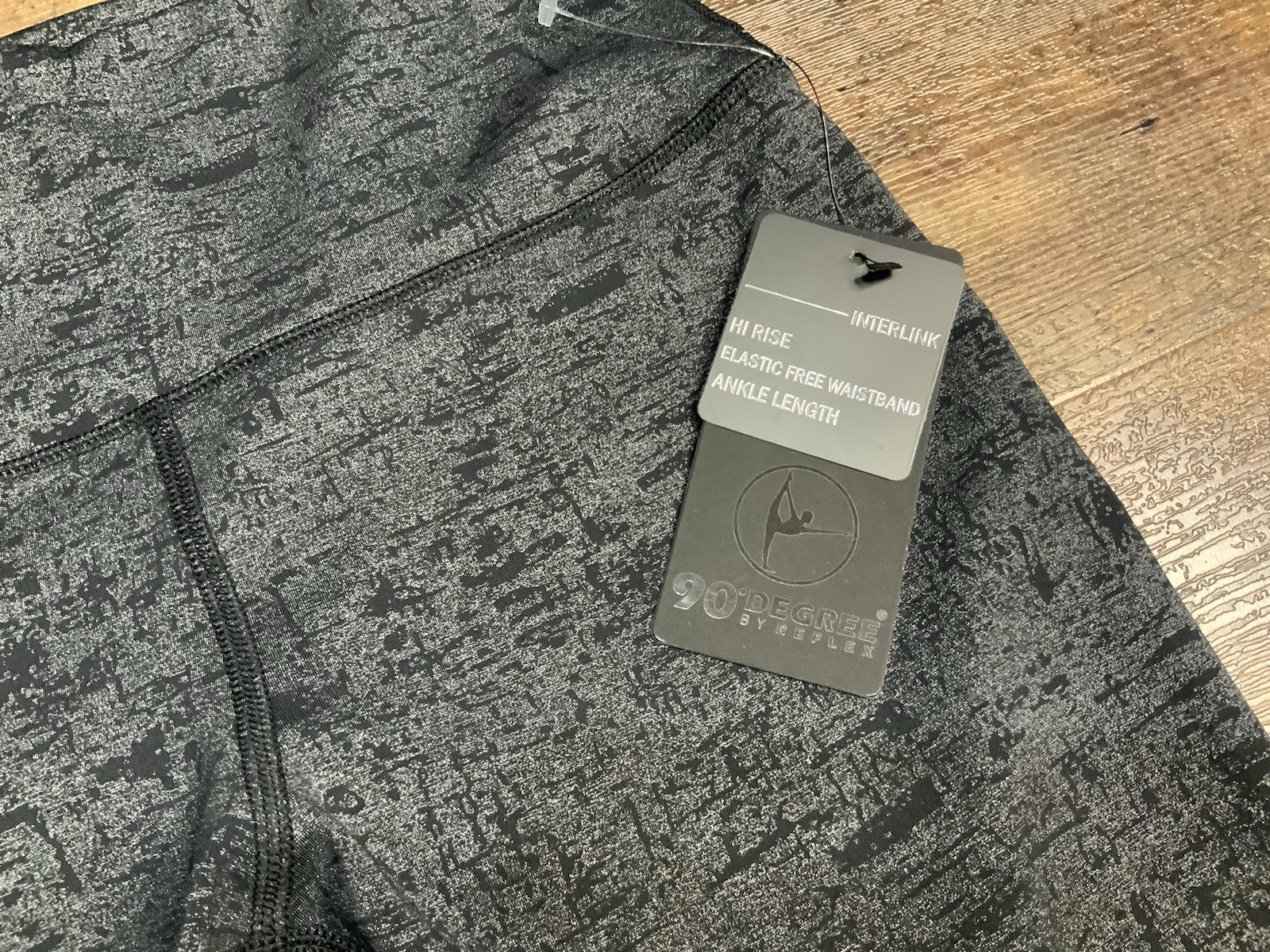 90 Degree by Reflex Gray/Black  Hi Rise Athletic 7/8 Legging Women's Medium