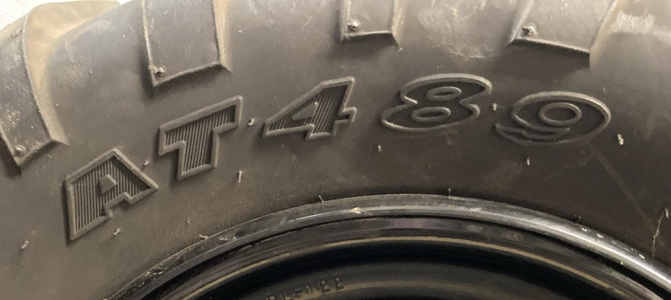 NOVO PNEU ATV GENUÍNO CARLISLE AT489 24X11-12 4 DOBRAS E ARO 4 LUG - Imagem 3 de 4