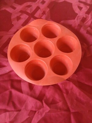 Tupperware Red Round Muffin Pan Silicone Baking Form Magic Bakeware 4836B-4