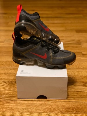air vapormax 2019 black metallic gold