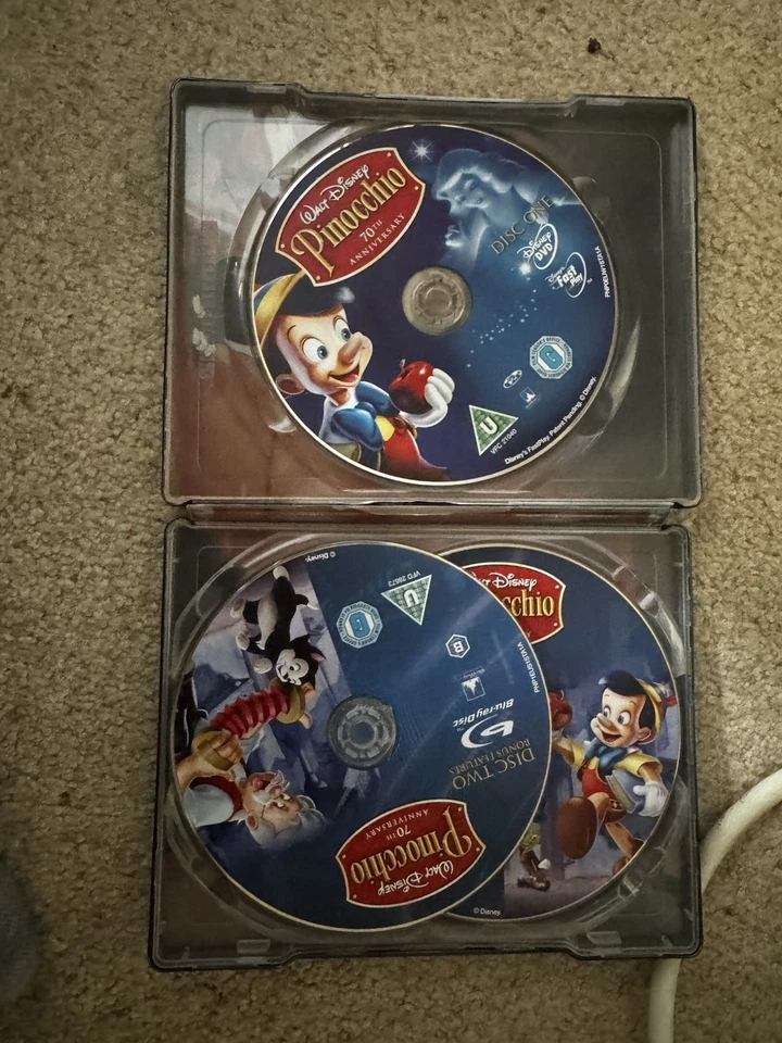 Pinocchio : 70th Anniversary (3-Disc Bluray/DVD, 2009) Limited Disney Steelbook - Image 2 of 3