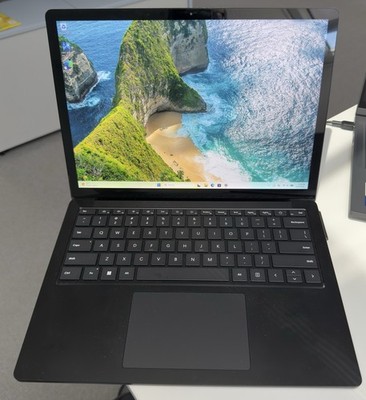 Microsoft Surface Laptop 5 13.5'' 1950:1951 i7-1265U 16GB 256GB Black US Tastatur