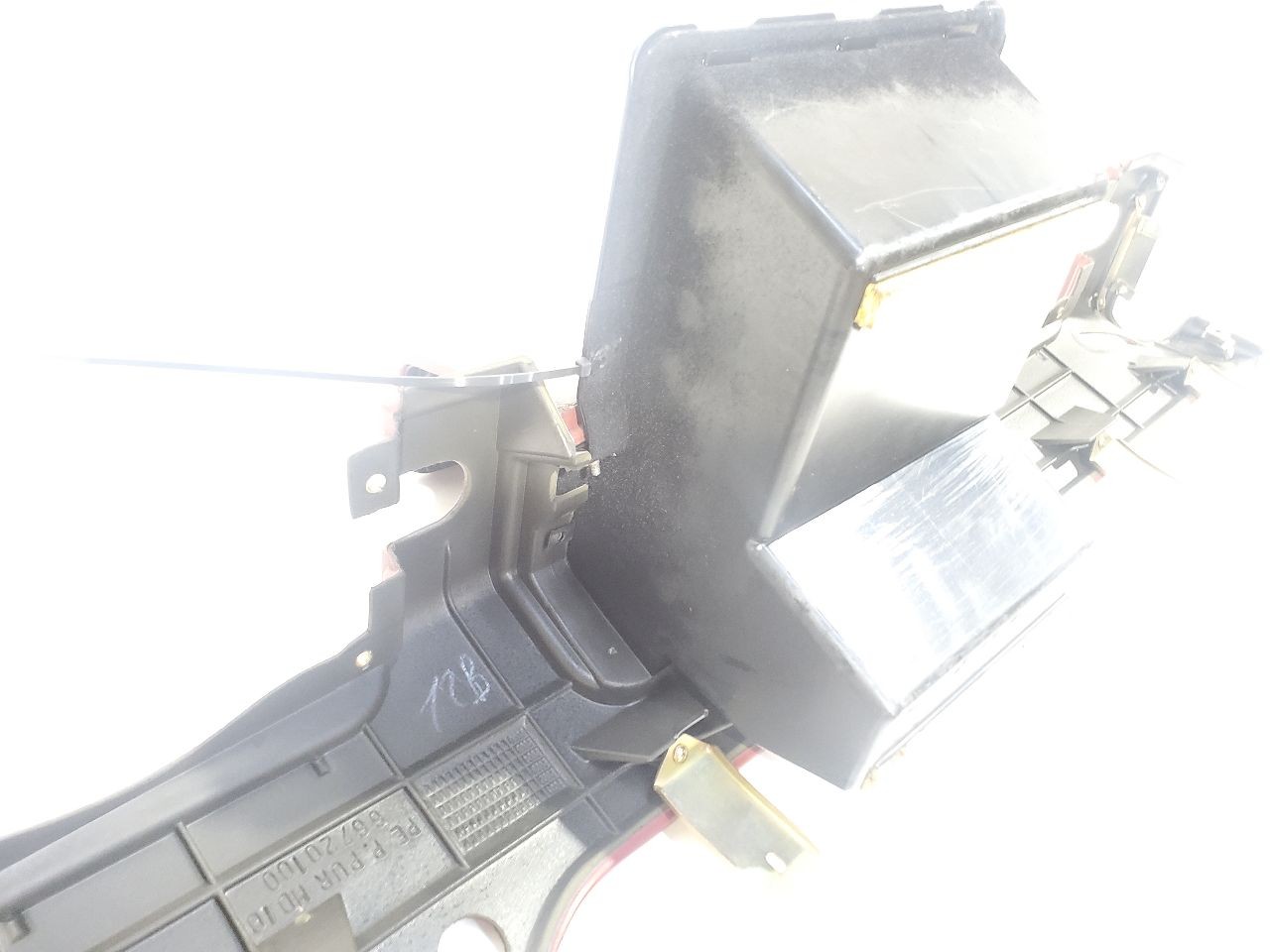 Used Part fits: 2003 Maserati SPYDER CC Grade A