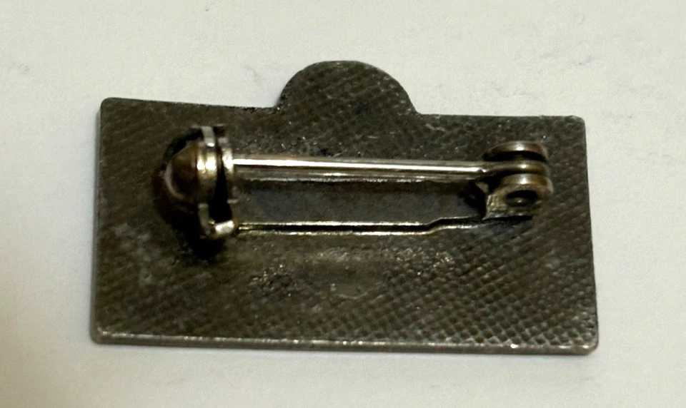 Royal Shakespeare Company Metal Pin Badge Brooch Stratford Upon Avon London - Image 2 of 2