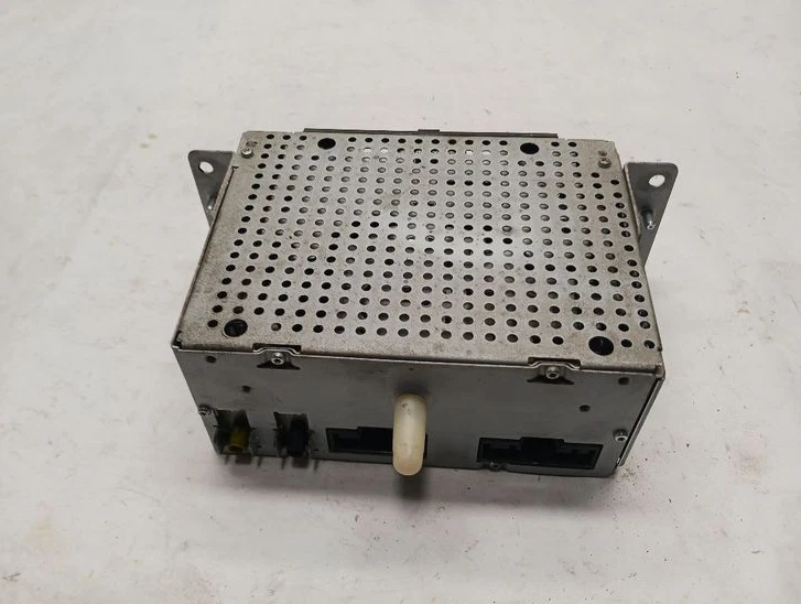 2017-2018 Ford F250 F350 Super Duty Radio Receiver ID HC3T-19C107-BB - Image 2 of 2