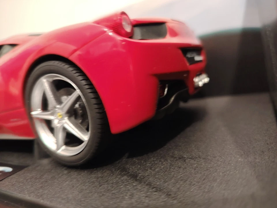 FERRARI 458 ITALIA 1/18 HOT WHEELS ELITE - Immagine 3 di 4
