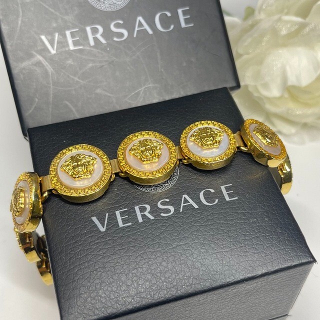 VERSACE GIANNI VERSACE Bracelet Bangle AUTH MEDUSA Vintage 8 Medal