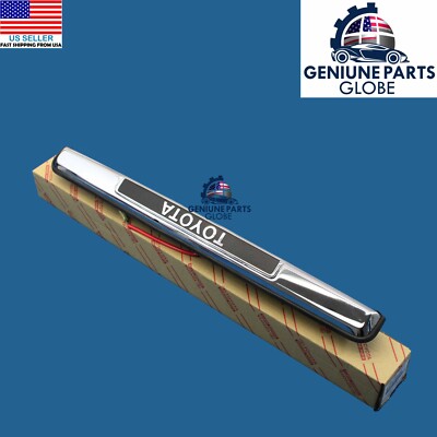 GENUINE TOYOTA 82-90 LAND CRUISER FJ60 FJ62 REAR LICENSE PLATE